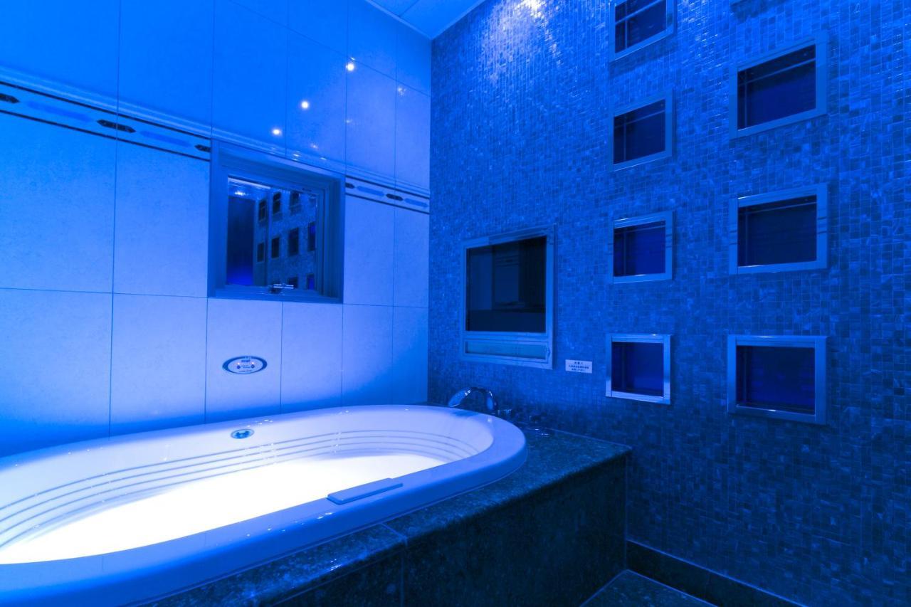 D-wave Shinjuku（adult Only) 3* Tokio