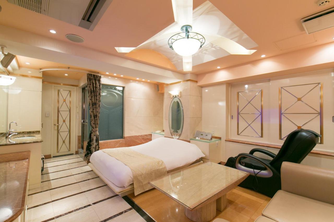D-wave Shinjuku（adult Only) Tokio